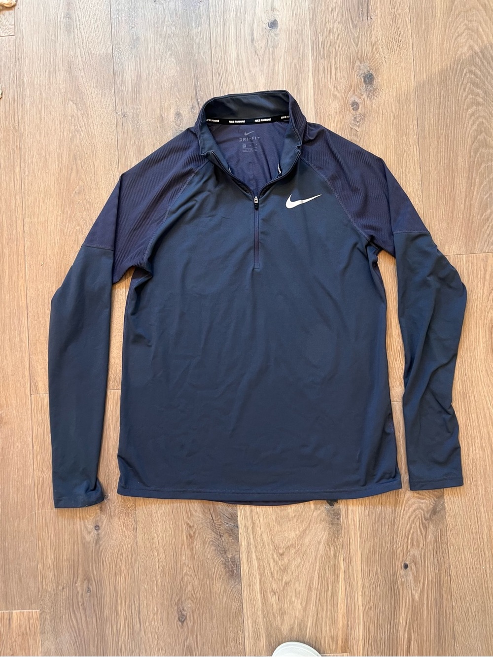 Nike Dri-FIT Running Quarter Zip Pullover Men’s Medium Black Long Sleeve